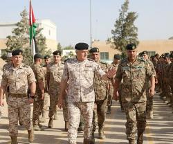 Jordanian Army Chief Hails Continuous Modernization of Armed Forces