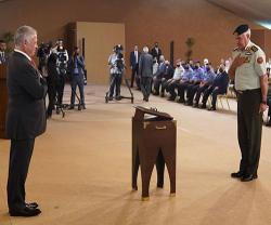 Jordanian King Bestows Order of State Centennial on Military Retirees
