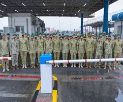 Kuwait National Guard Leaders Inspect Security of Key Oil Facilities 