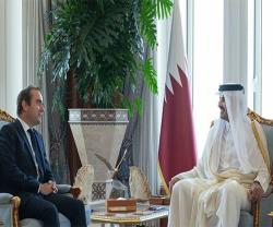 Qatar’s Amir, Top Officials Receive French Armed Forces Minister 