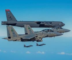 Saudi 515-SA Fighters, US B52 Bombers Conduct Bilateral Exercise