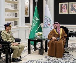 Saudi Minister of Defense Receives Chief of Staff of Pakistani Army