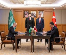 Saudi Minister of Defense Visits Turkish Defense Companies, Witnesses Signing of MoUs