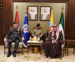 Top Kuwaiti Military Officials Receive Chief of Turkish General Staff