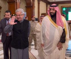 Saudi, Pakistani Defense Ministers Discuss Bilateral Ties